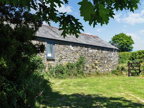 Property grounds - The Shippen - UK49830 (Callington)