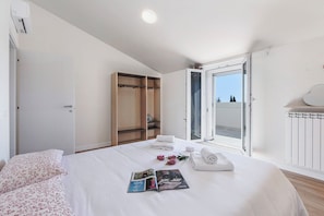 2 chambres, Wi-Fi gratuit, draps fournis