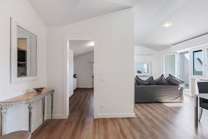 Family Apartment, 2 Bedrooms, Balcony (Matta Apartment 400m From The Lake) | Living area - Matta Apartment 400m From The Lake (Sirmione)