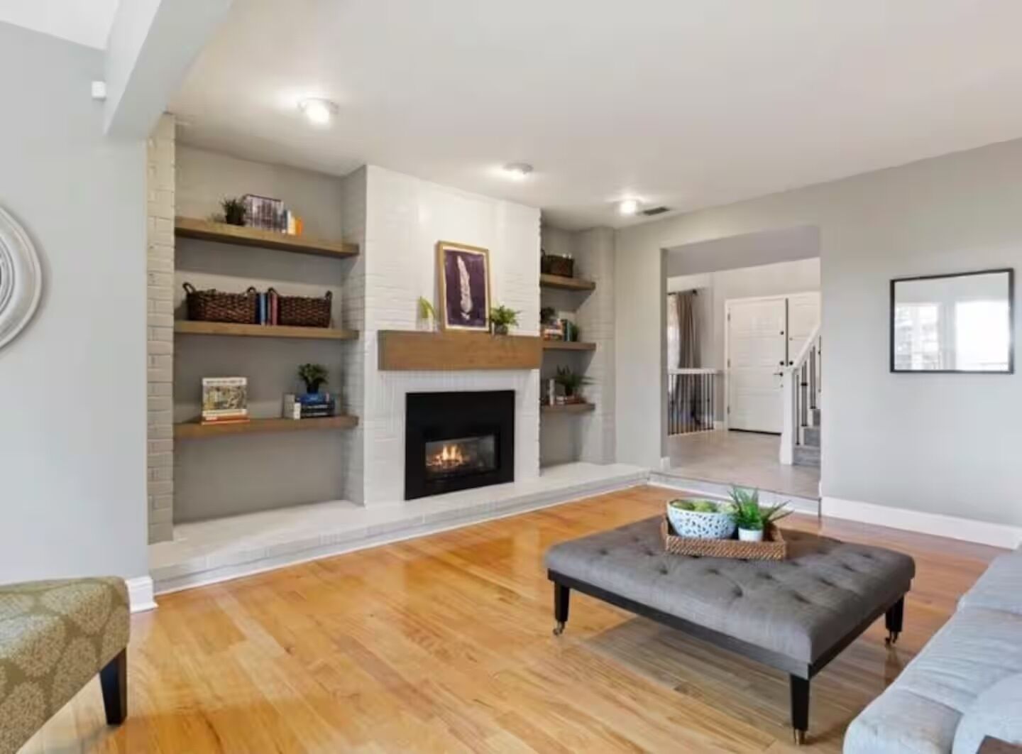 智能电视、壁炉