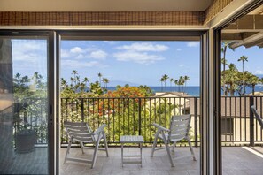 Interior - Wailea Elua 808 - Scenic Ocean Views,  Classic Wailea Charm, Central AC, Wi-Fi (Kihei)
