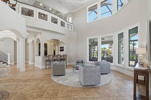 Interior - Steps to Tigertail Beach Access, Private Bath for Each Bedroom, Multi-Story for Multi-Family Comfort (Marco Island)