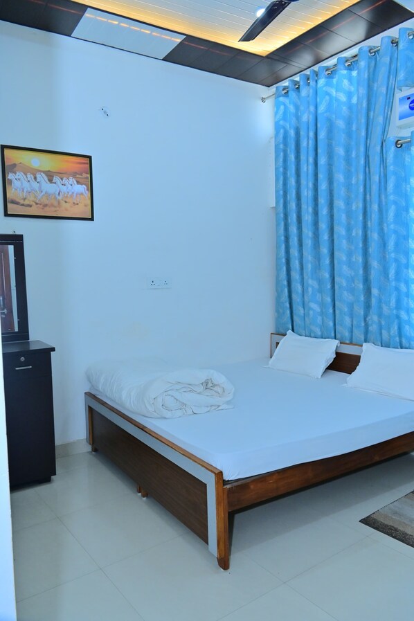 Chambre simple | Accès au Wi-Fi (inclus), literie fournie