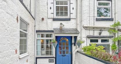 2 bedroom accommodation in Leek