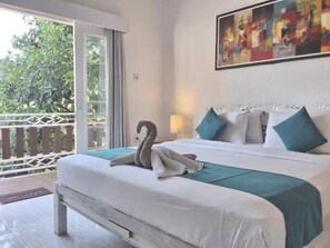 Economy Room, Garden View