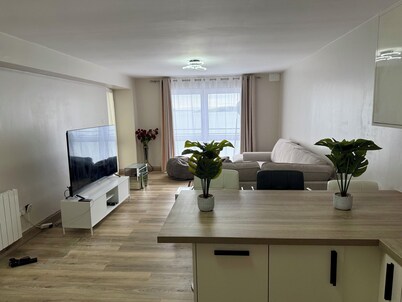 Two bed flat cobh