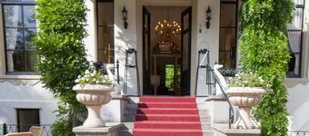 Scenic Stay Surrounded by Forest Trails and Historic Grounds