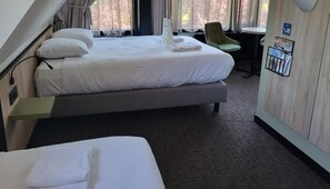 1 quarto, Wi-Fi de cortesia, roupa de cama