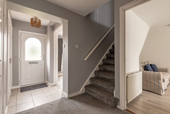 Interior - Fraser Avenue (No 16) (St Andrews)