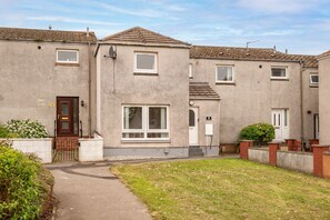 Exterior - Fraser Avenue (No 16) (St Andrews)