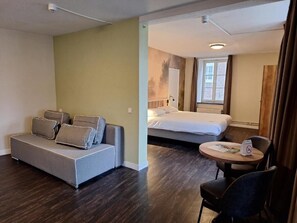1 habitación, wifi gratis, ropa de cama y acceso para silla de ruedas 