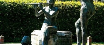 Thorn Village Retreat – Stay in a Peaceful, Charming Dutch Town Near Shops