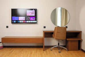 Iron/ironing board, free WiFi - Samt Al Rabwah Serviced Apartments (Riyadh)