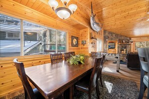 บริการอาหารในห้องพัก