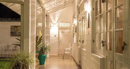 Udapola Bungalow by Lalan Leisure
