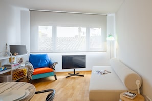 TV