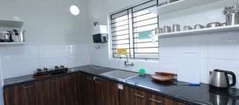 2BR Apartment in chennai / WIFI/ Downtown/Family friendly
