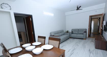 2BR Apartment in chennai / WIFI/ Downtown/Family friendly