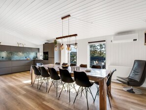 Dining - "Agnes" - 900m from the sea by Interhome (Ringkøbing)