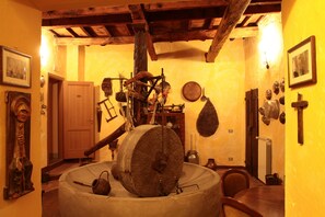 Interior detail - Agriturismo Villa Guarnaschelli (Scandicci)