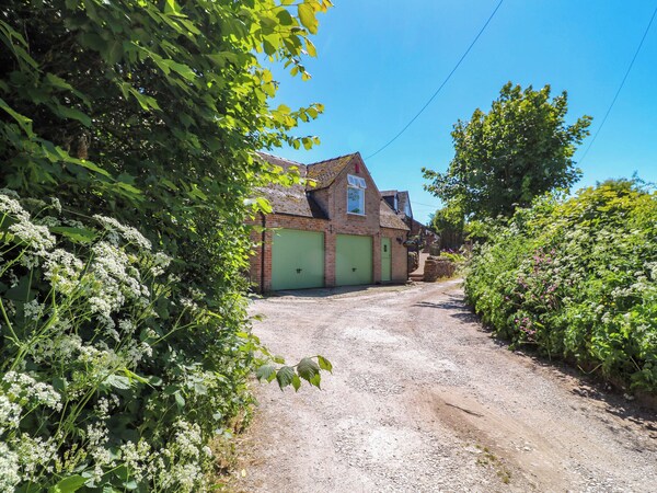 Roston Retreat - Derbyshire