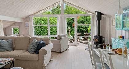 "Tekla" - from the sea by Interhome