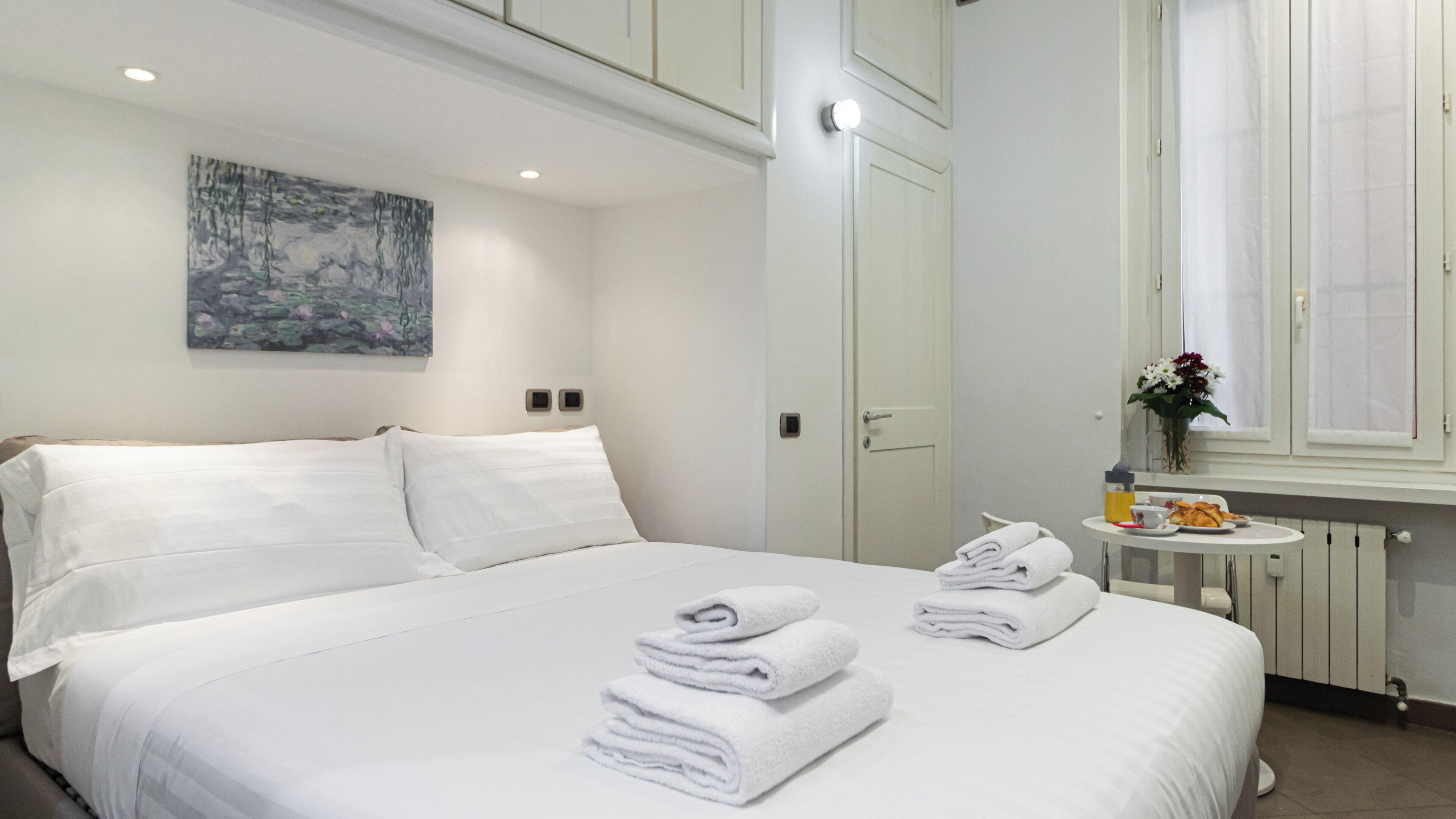 Apartment (0 Bedroom) | Interior