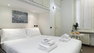 Apartment (0 Bedroom) | Interior