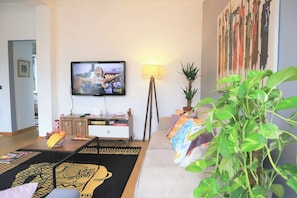 Smart TV, books