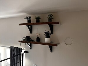 Smart TV 34 pulgadas con canales de televisión digitales, Netflix