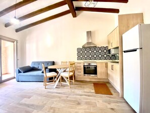 Interior - Casa la Luz A2 - Private Panoramic Terrace | Matarraña, Lower Aragon (La Portellada)