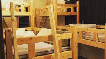 Shared Dormitory | Iron/ironing board, free WiFi