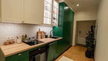 Apartment, 2 Bedrooms | Interior