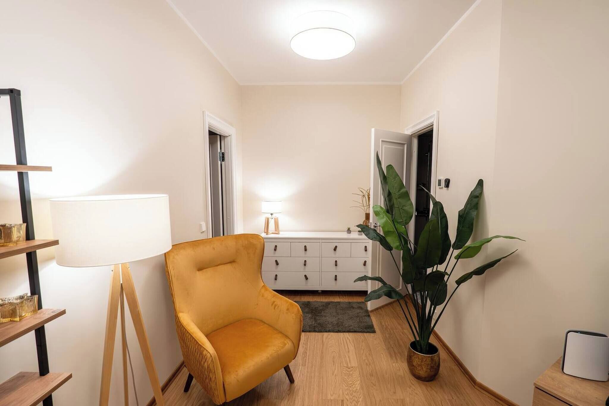 Apartment, 2 Bedrooms | Living area