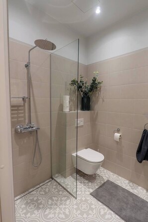 Apartment, 2 Schlafzimmer | Badezimmer