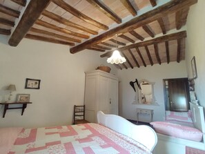 2 soverom, wi-fi og sengetøy