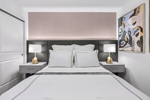 9 chambres, fer et planche à repasser, lit parapluie, Wi-Fi