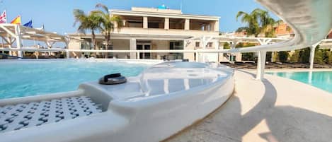 Family Apartment, Multiple Bedrooms (Pino 3 - 3 bedrooms Near The Sea) | Pool | Seasonal outdoor pool