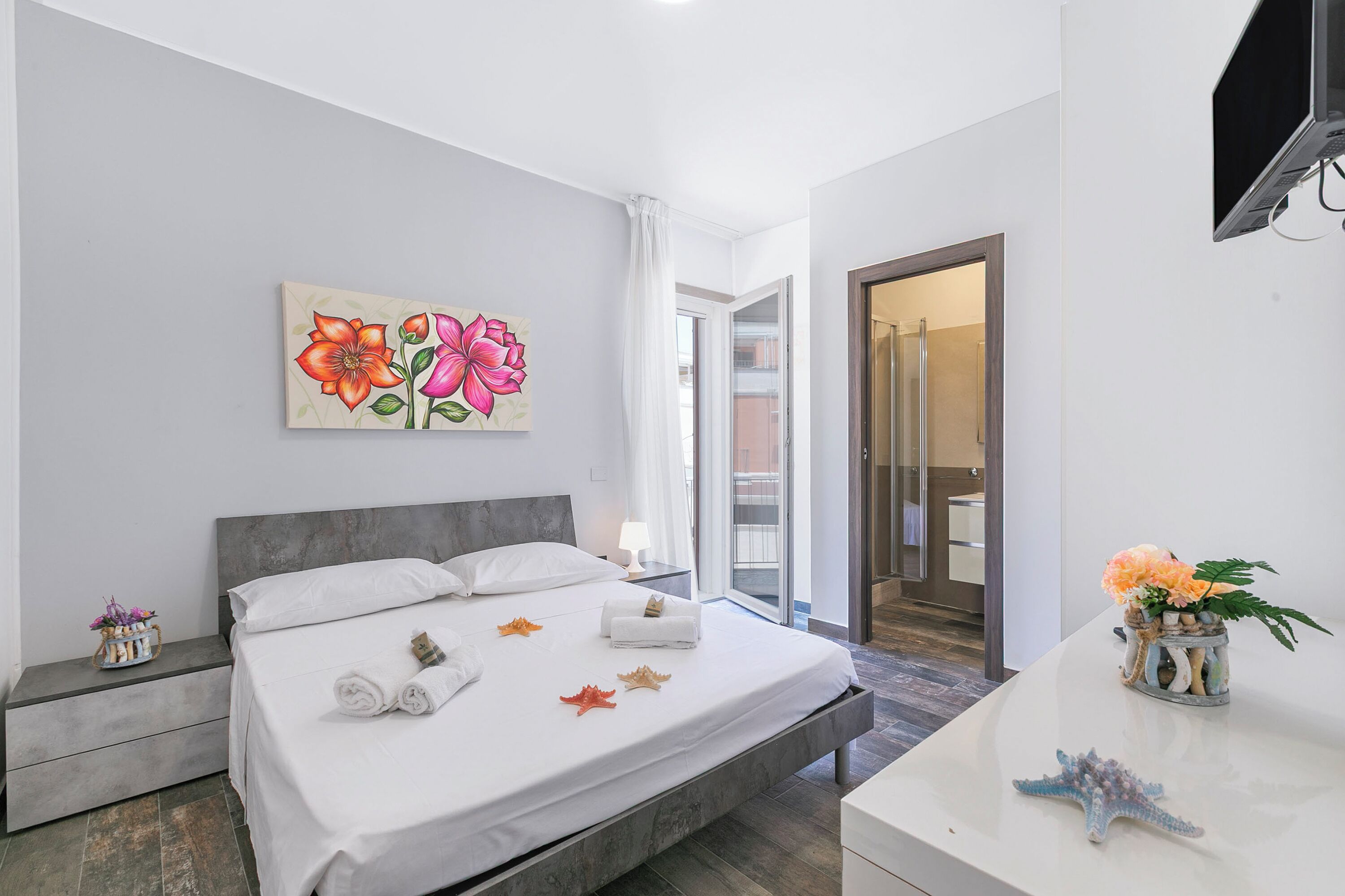 Standard Apartment, Multiple Bedrooms (Pino 1 - 3 bedrooms Near The Sea) | 1 bedroom, bed sheets