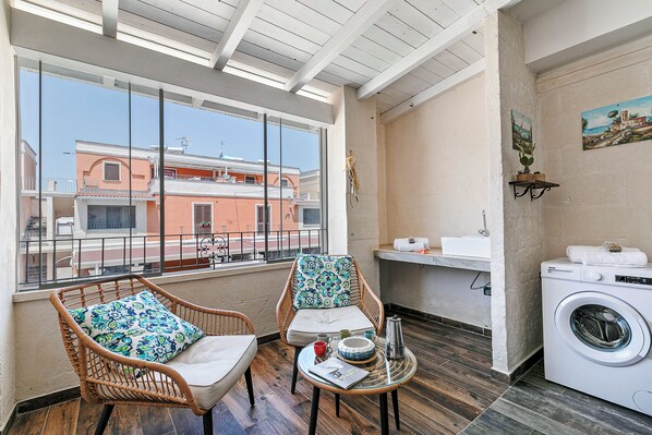 Standard-Apartment, Mehrere Schlafzimmer (Pino 1 - 3 bedrooms Near The Sea) | Ausblick vom Zimmer