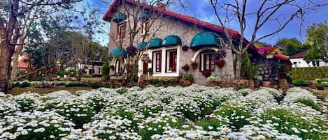 Fachada de la propiedad