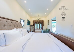 Junior Suite | 1 bedroom, premium bedding, soundproofing, free WiFi