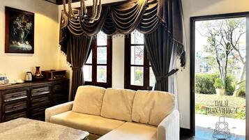 Comfort-sviitti, kaupunkinäköala | 1 makuuhuone, ylelliset vuodevaatteet, äänieristys, ilmainen Wi-Fi