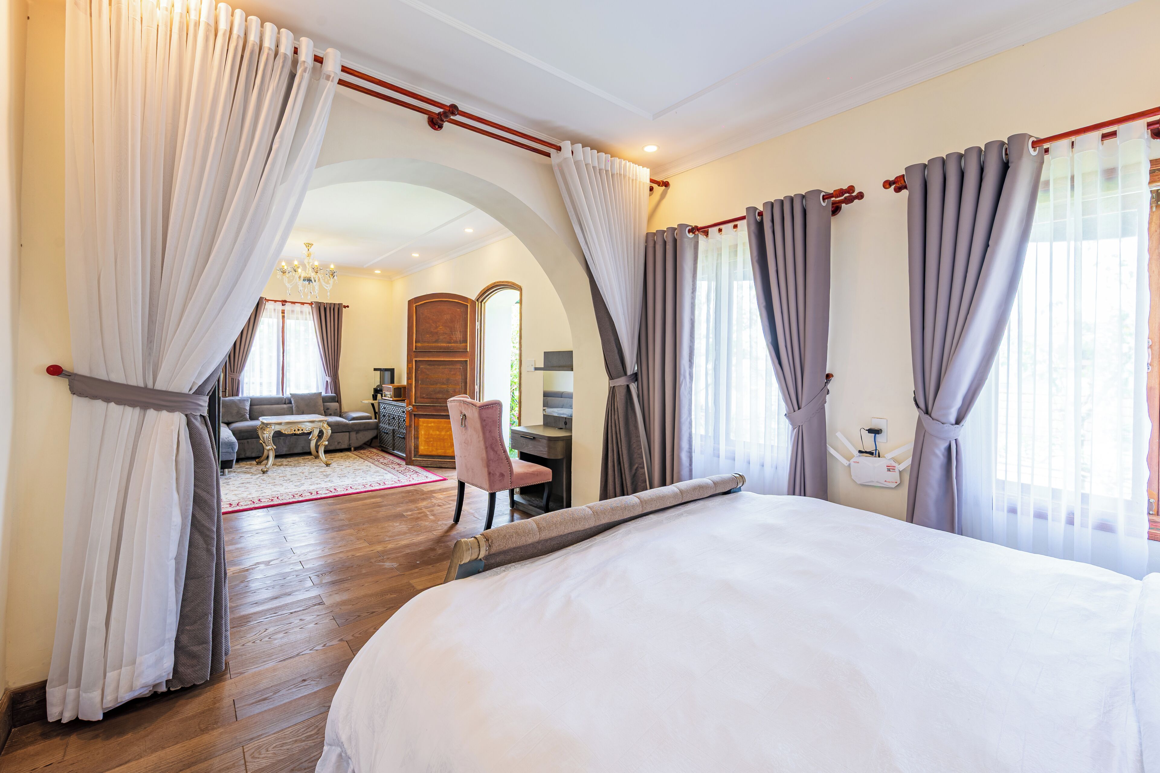 Premium bedding, soundproofing, free WiFi, bed sheets