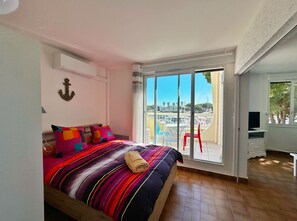 1 bedroom, iron/ironing board - Sun, peace & comfort in Port Camargue (Le Grau-du-Roi)