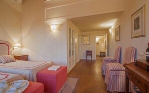 3 Schlafzimmer, Bügeleisen/Bügelbrett, Reisekinderbett, kostenloses WLAN