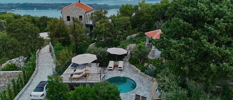 Outdoor pool, a heated pool