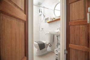 Double Room, Patio | Bathroom