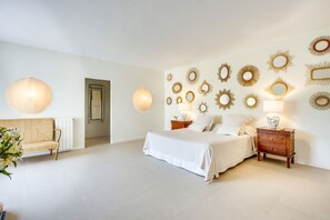 6 habitaciones, cuna de viaje y wifi gratis 