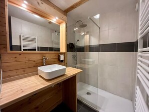 Shower, hair dryer, towels - L'Echaillon - Soldanelle (Névache)